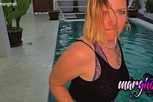 Nouvelle video en thailande with milf anal fucking and asian cougar deepthroat! 😏 Fat slut takes big cock cum in passionate quickie.