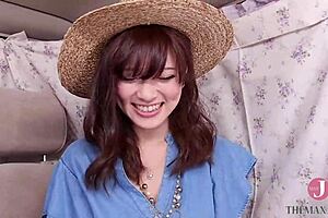 Amateur wife pickup for creampie action outdoors