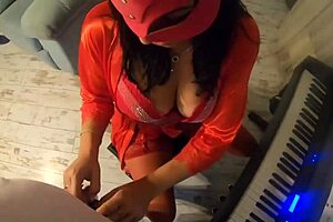 i'm milfycalla giving fetish romantic blowjobs as latina cumslut in big ass shorts reading perverse comments