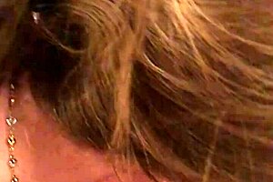 hey, french canadian mature milf handles my latin friend like a pro in that hotel room