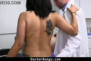 In this neutral narrative, the doctor finds a way to stimulate the teen 18+'s vagina effectively at the hospital.