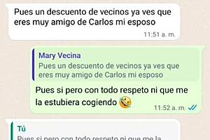 doña mary sends me whatsapp again so i record under her dress and fuck her