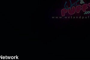 Vicky Love twerks with wet and puffy dildo action