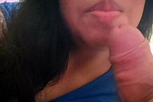 busty stepmom blows her stepsons cock then they fuck in amateur home sex 😈🍆