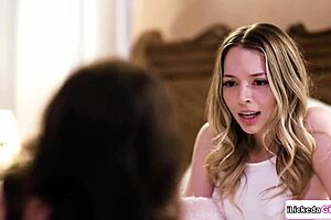 Stepdaughter And Stepmom Lick Teen 18+ Bffs With Hairy Pussy Oral?