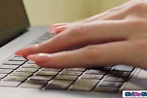 Big tit lesbian redhead milf, ready to give your bff that anal crash course with strapon and dildo?