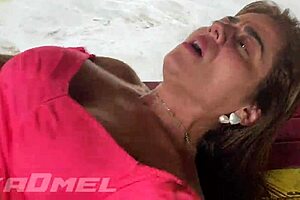 Oh man I brought my wife to this black eater guy and she wanted to free her asshole before the cumshot in the garden...