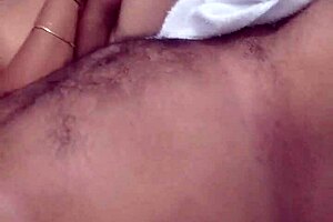 apoyame de regreso con la mama de mi amiga que rica vagina tiene primera parte?