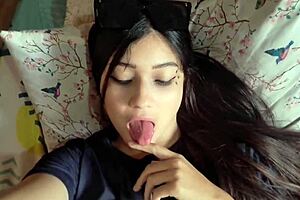 Officer proposes a deal let him fuck her and hell keep her secret - liftermilf