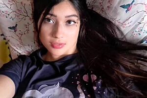 Officer proposes a deal let him fuck her and hell keep her secret - liftermilf