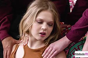 18yo stepdaughter fingering n pussy licking lesbian stepmoms oops i mean with small tits kissing