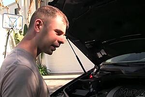 Mofozo Com - Mature Blonde With Big Tits Gets A Facial