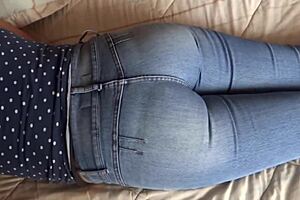 I pull down my stepmothers jeans to masturbate. Then I cum on her big ass full of milk while she flashes lingerie.