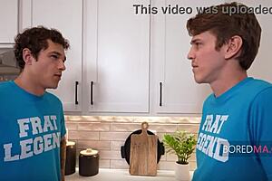 Freeuse Real Estate Sales Milf Sells Large House