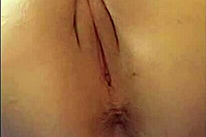 SEXY VEE DOES NAKED YOGA! Flashing Big Natural Tits and Saggy Pussy in Mature Granny Display.