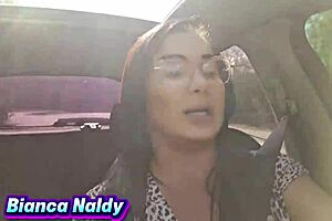 Mama drive do sexo corrida programada para mamar big cock