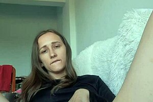 Solo Girl Tries Double Penetration With Double Dildo In Her Holes