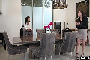 hey, check out lesbian milf house flipper casey calver convincing her ebony gf ravyn alexa 😏🏠