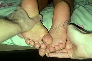 i give my stepmother a relaxing foot massage at home