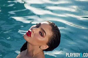 Big Ass Playboy Model Emjay Rinaudo Is Just Stunning In The Nude