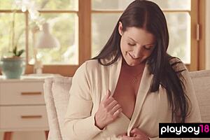 hey glamorous milf pornstar angela white is showing off her hot all natural body 😍