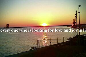 Hey, this amateur pink pussy looks amazing 321 days after losing virginity 😍🍑