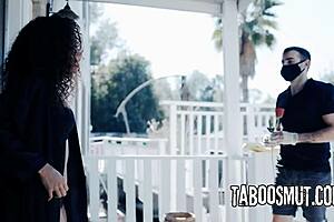 I can't resist fucking this cheating ebony milf delivery boy style