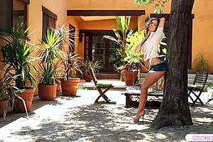 Young 19yo teen gets anal strapon action from experienced lesbian milf in HD