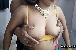 Hot indian bhabhi fucked devar big ass bhabhi sex fucking indian milf bhabhi 🍑🔥