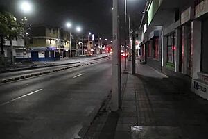 i lock myself in with this hot brunette offering cash for fun