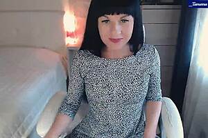 wanna see tamarra roman strip tease her clit to orgasm?