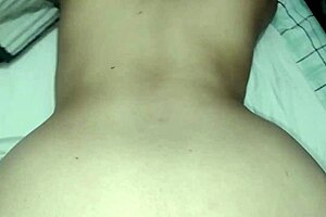 can her hermanastro handle this colombian milf's curvy ass squirting domination ride?