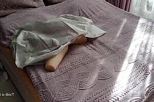 stepmom and fuck doll share my cock in BED PUSSY SANDWICH... got CAUGHT