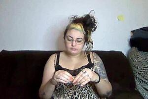 rebeca addams shakes those big tits while eatin shrimp all casual like