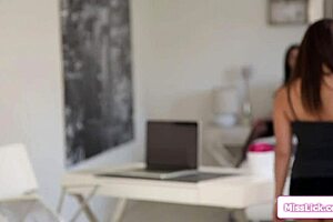 boss lady drops in to suck petite babe's toes and pussy