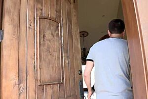 Brooklyn Lee Deepthroats Monster Cock Facial Cumshot Pain