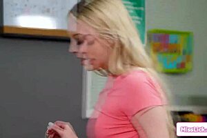 stepdaughter stepmom team lick petite teacher pussy old young lesbian threesome