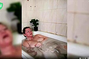 aimee lou wood? nah, this mature russian milf bitch shaves her pussy then jerks off in shower close-up 😈💦