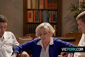 Busty milf dee williams double penetrated by horny students 😈📚💦