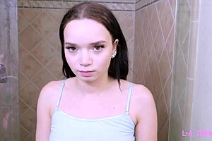 Fierce brunette milf mommy takes a steamy shower after petite teen casting interview on sofa