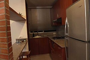 Real estate latinas flash pink pussies during apartment tour