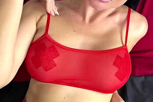 第一次肛交屁股崇拜特写多汁大屁股阴唇卧室