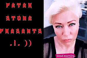 Chubby mature whore screams orgasming hard with dual dildos juicy pussy