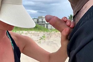 Stranger milf's public anal blooper fails big ass test 😂🍑