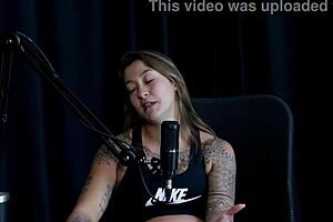 wanna see damiana's slutty interview with vovo moai bdsm toys?