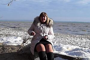 wanna see fat milf piss outdoors flash hairy pussy no panties?