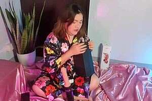 hot chubby andrea's juicy pussy squirts huge with honeyplaybox toy dripping everywhere