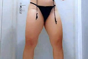 milla santiago dances sexy shows off big ass for fans