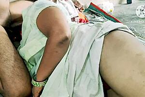 印度德西大嫂狂干 Hindi语音