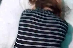 mi novio me penetra perrito cama grande panties aside!